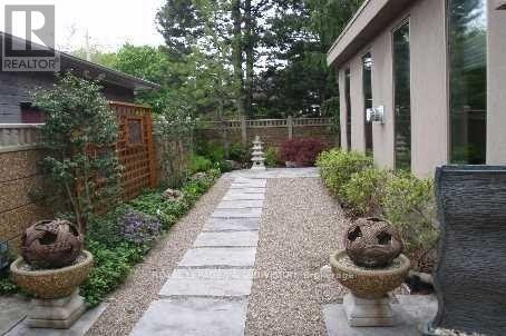 65 CHATSWORTH DRIVE - 41