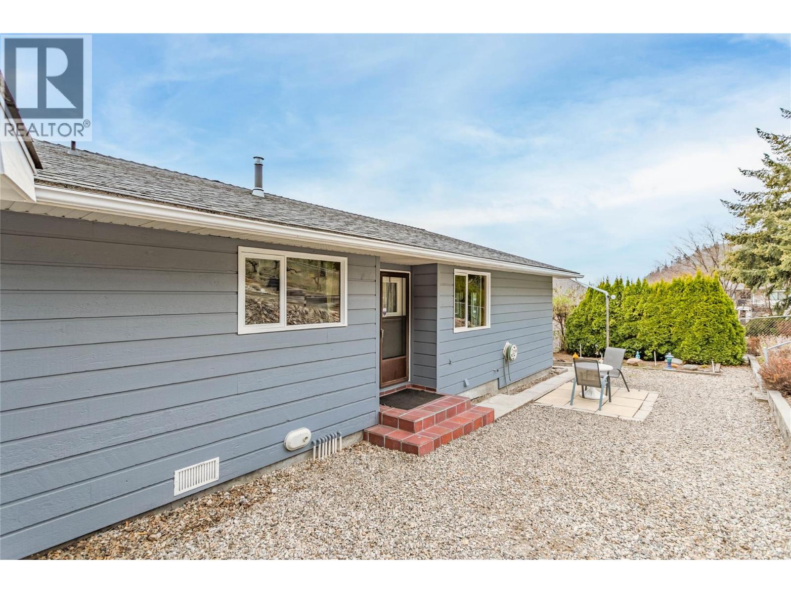  989 Monashee Place, Kelowna