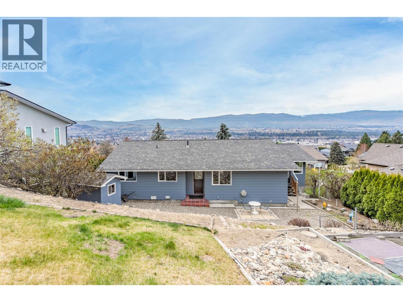  989 Monashee Place, Kelowna