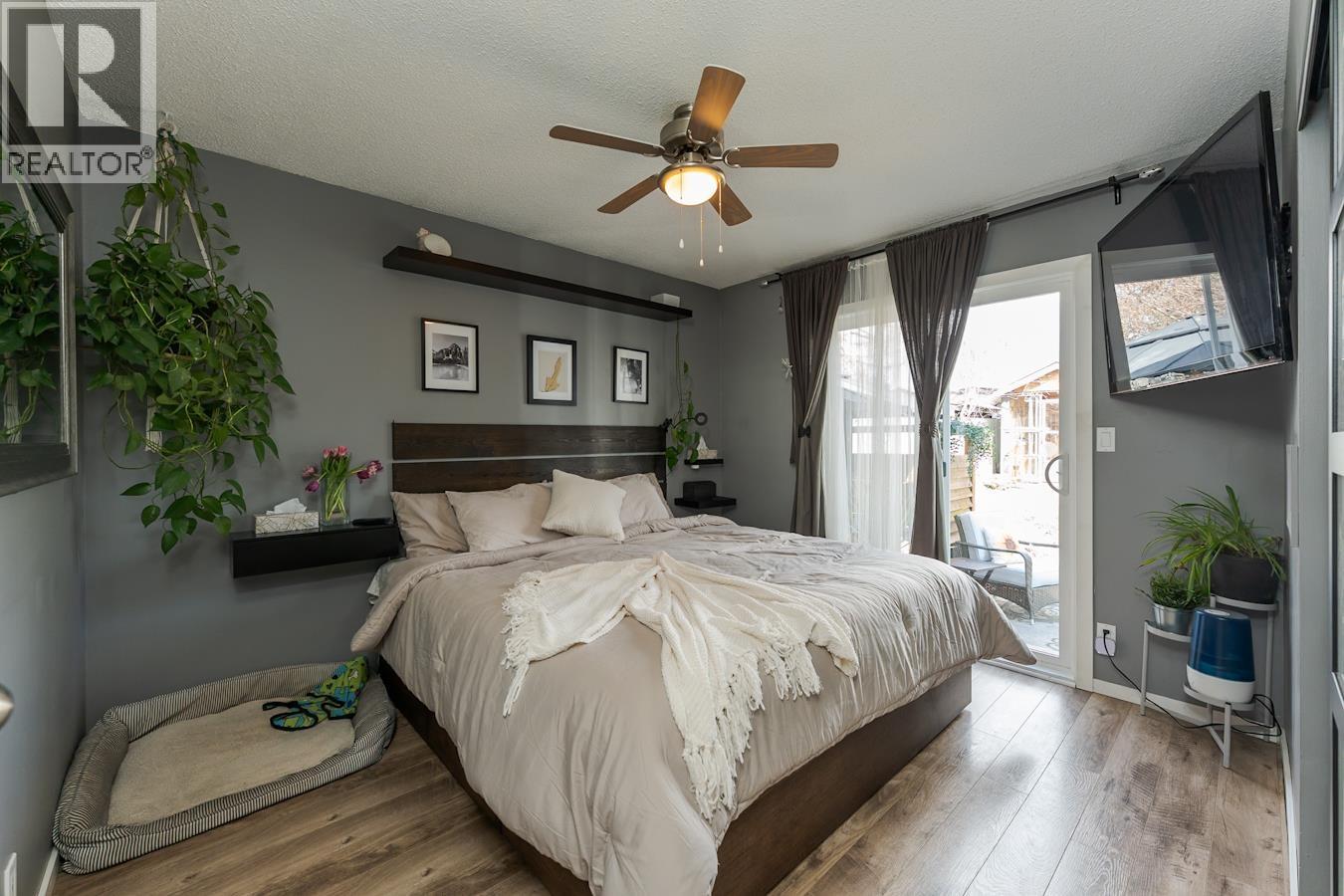 6610 ESSEX CRESCENT - 15