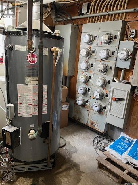 317 - 319 8TH AVENUE SW - 25