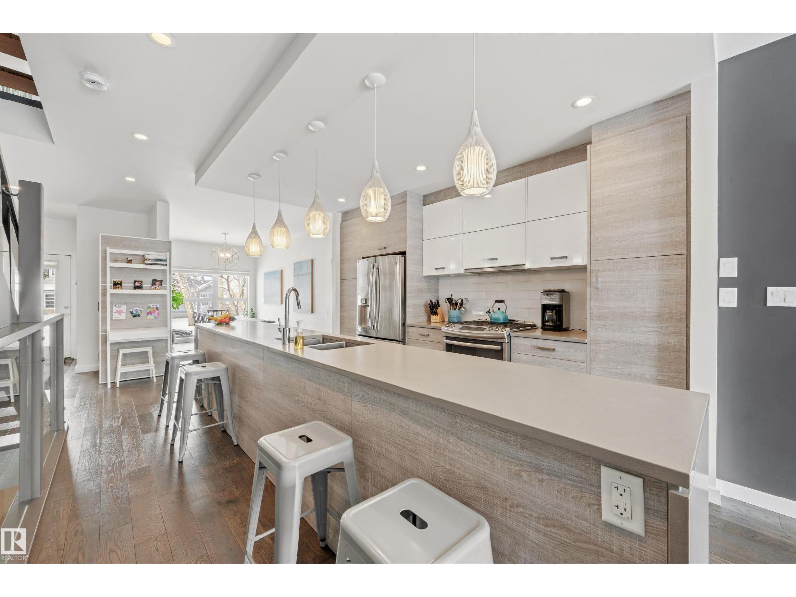 10607 127 ST NW, Edmonton