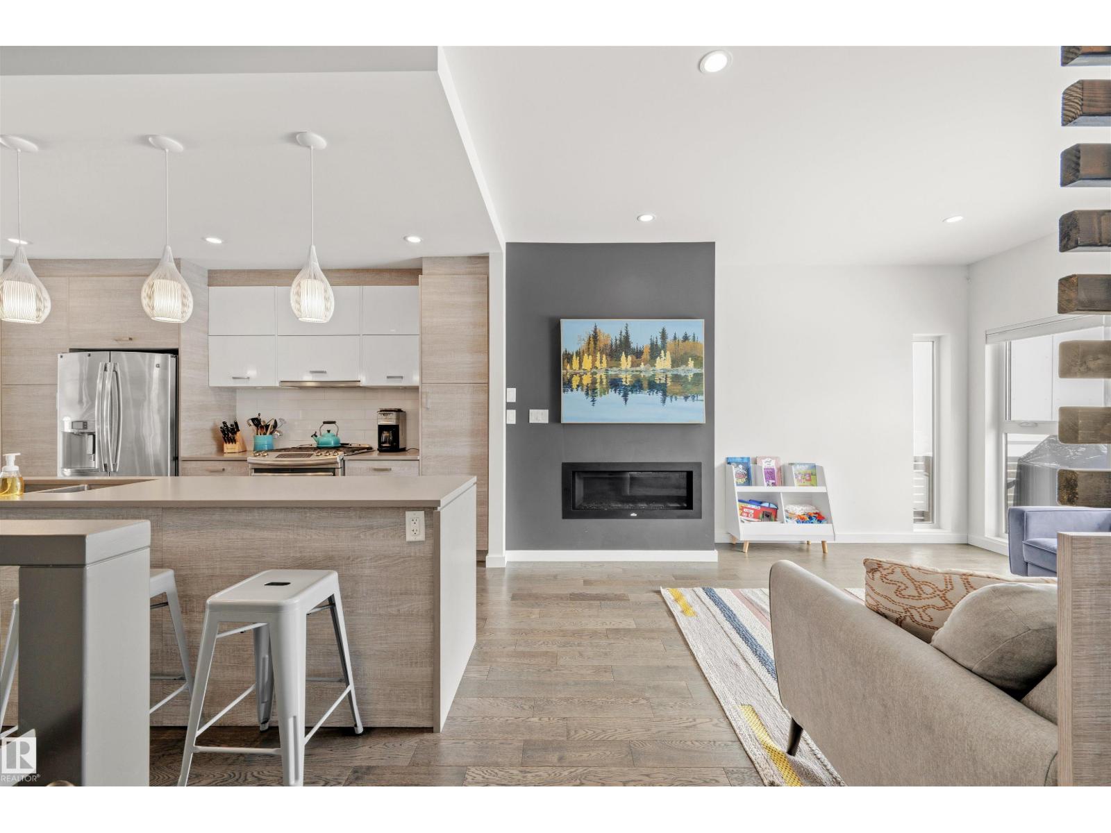 10607 127 ST NW, Edmonton