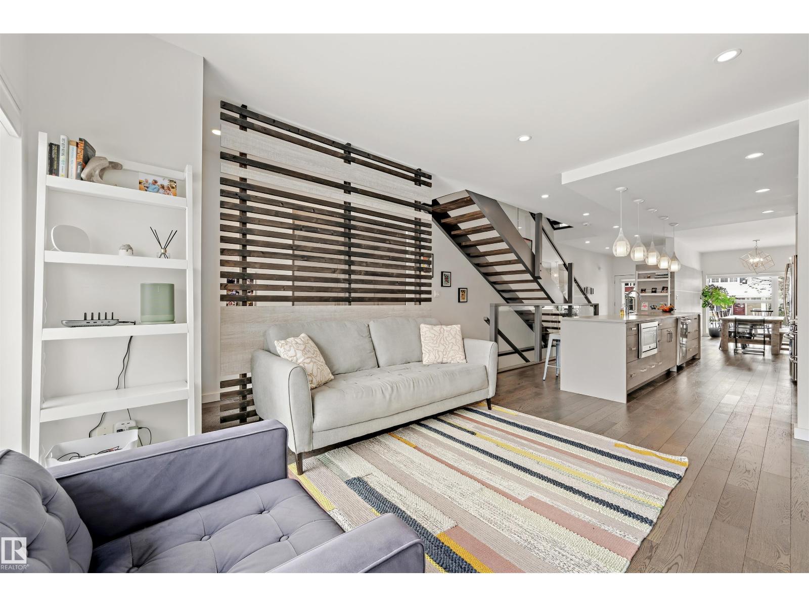 10607 127 ST NW, Edmonton