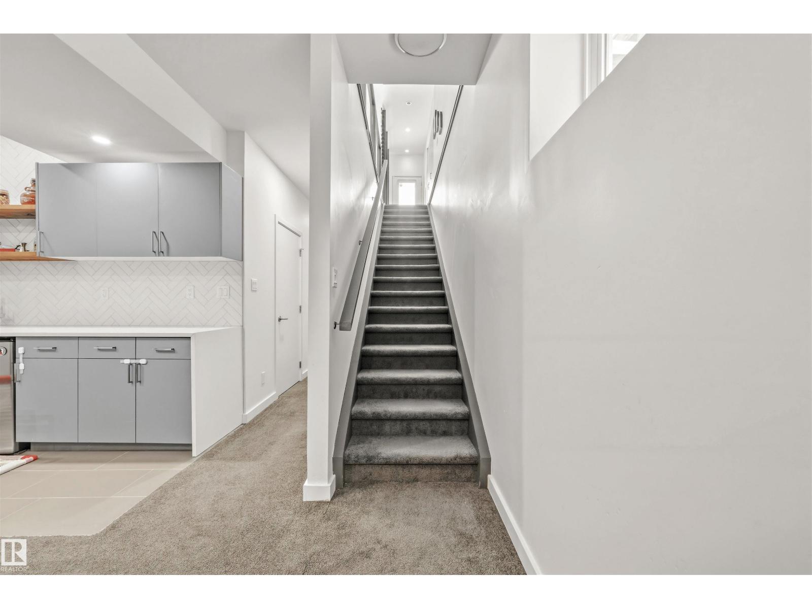 10607 127 ST NW, Edmonton