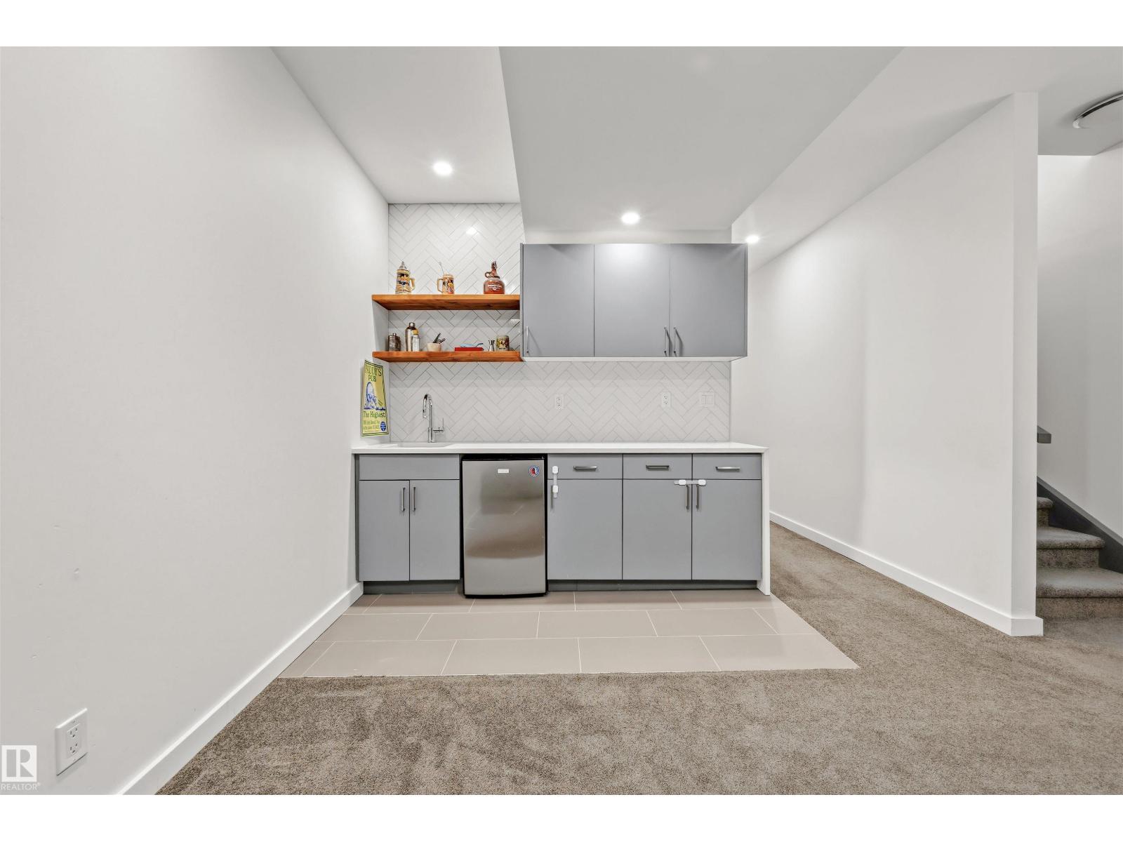 10607 127 ST NW, Edmonton