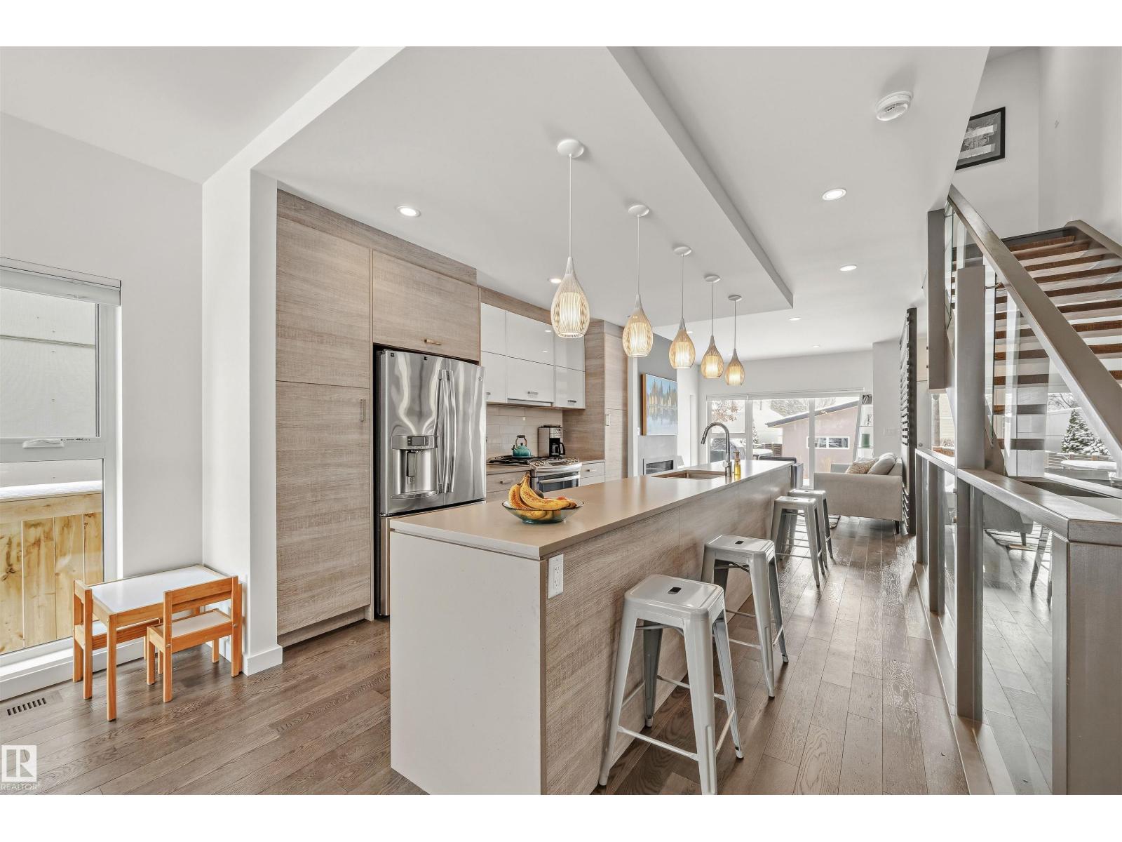 10607 127 ST NW, Edmonton