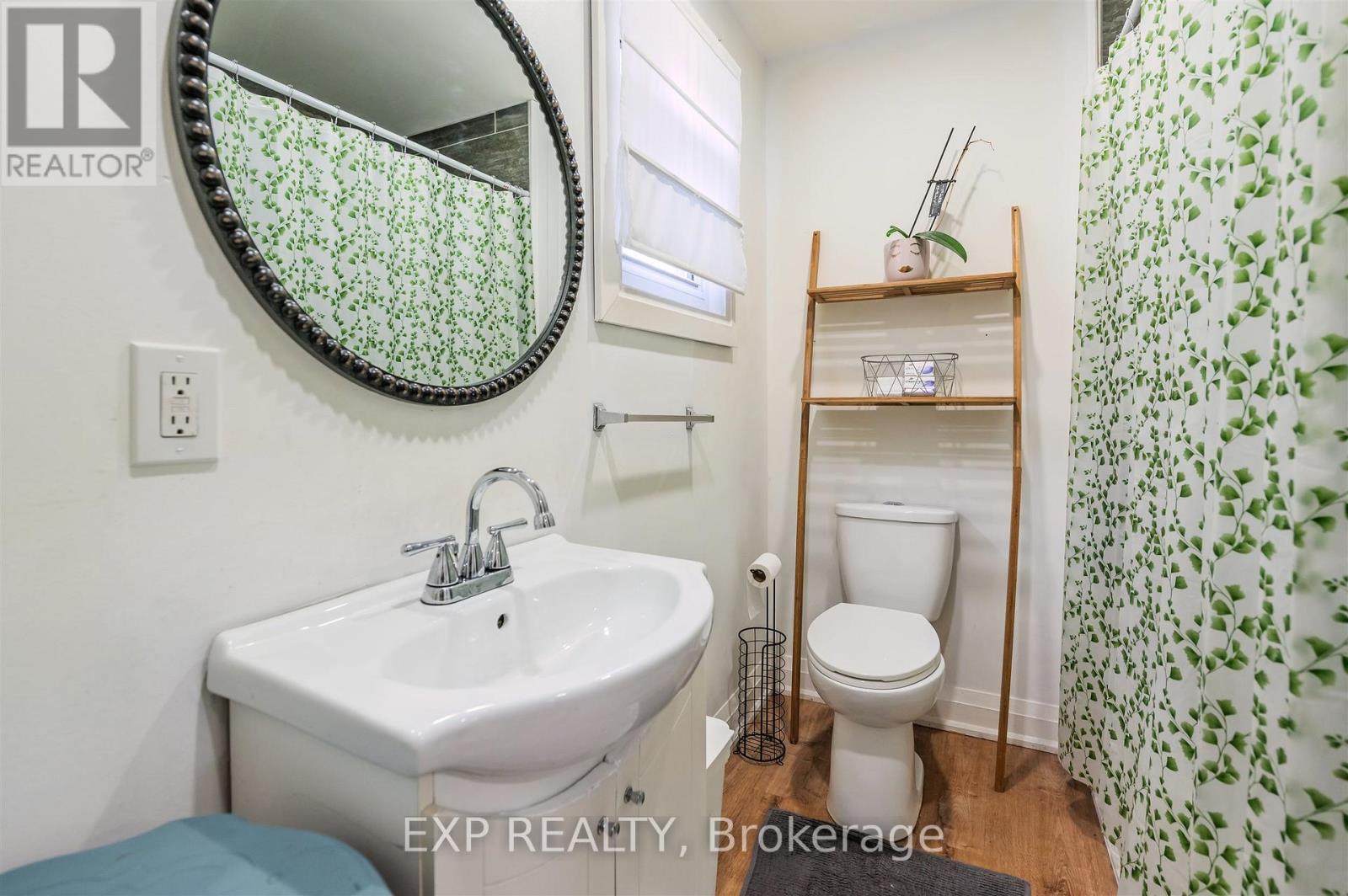 829 ATHOL STREET - 16