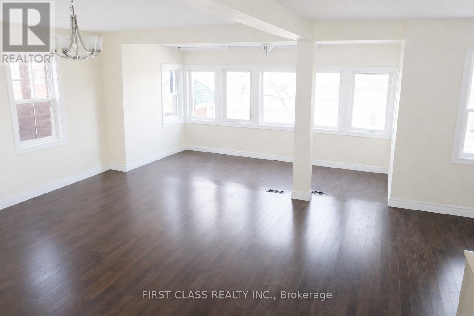 102 GREENWOOD AVENUE - 18