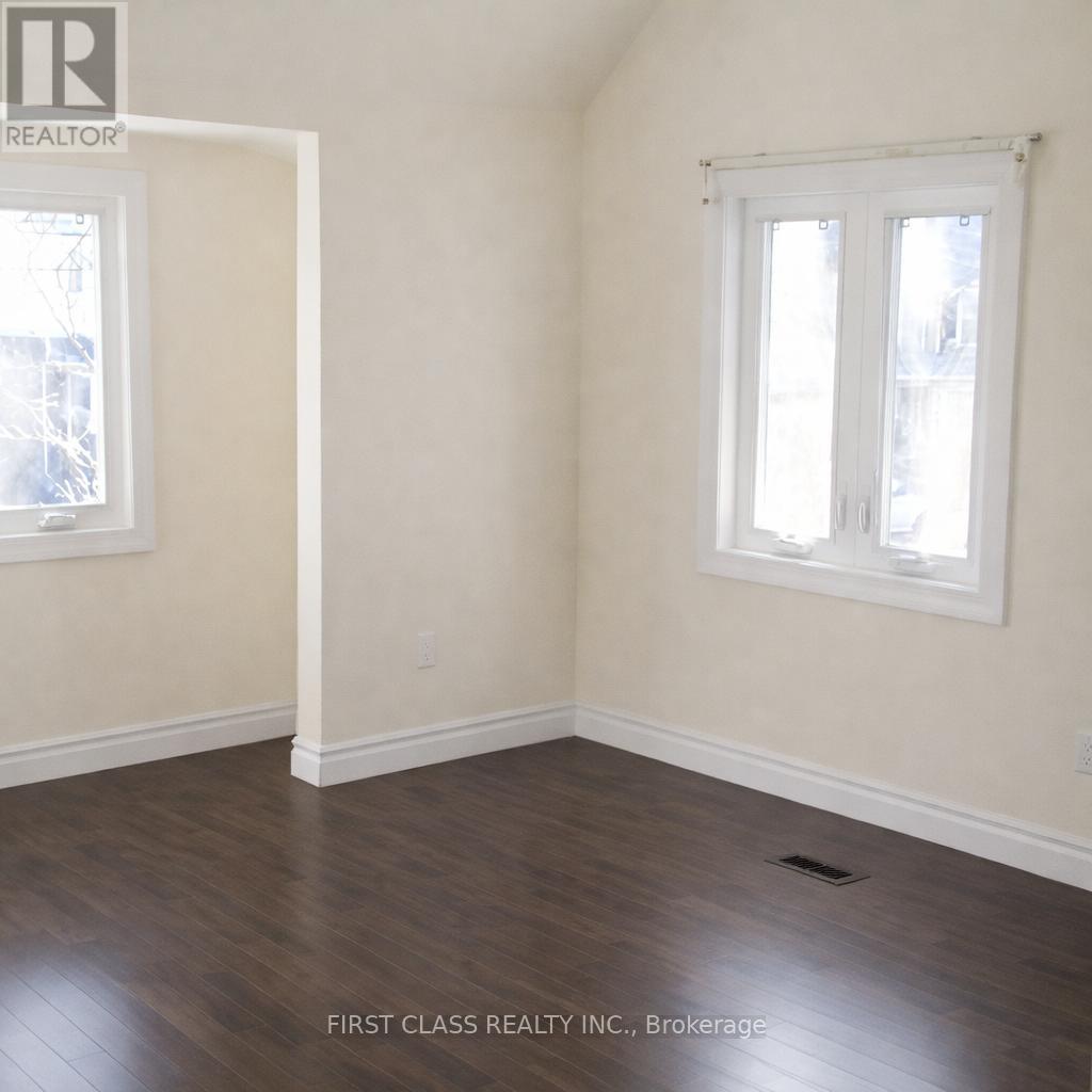 102 GREENWOOD AVENUE - 19
