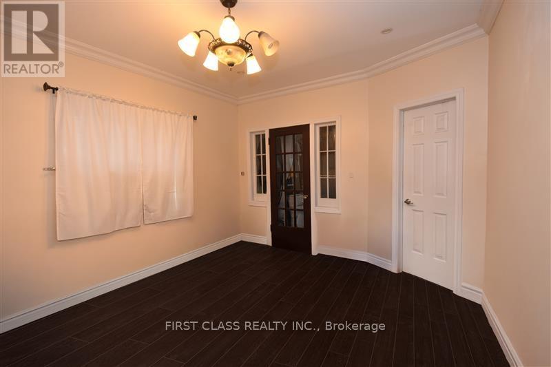 102 GREENWOOD AVENUE - 21