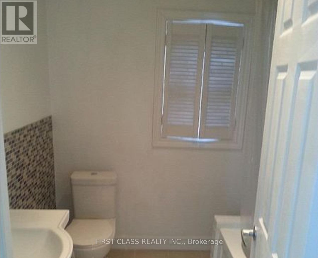 102 GREENWOOD AVENUE - 22