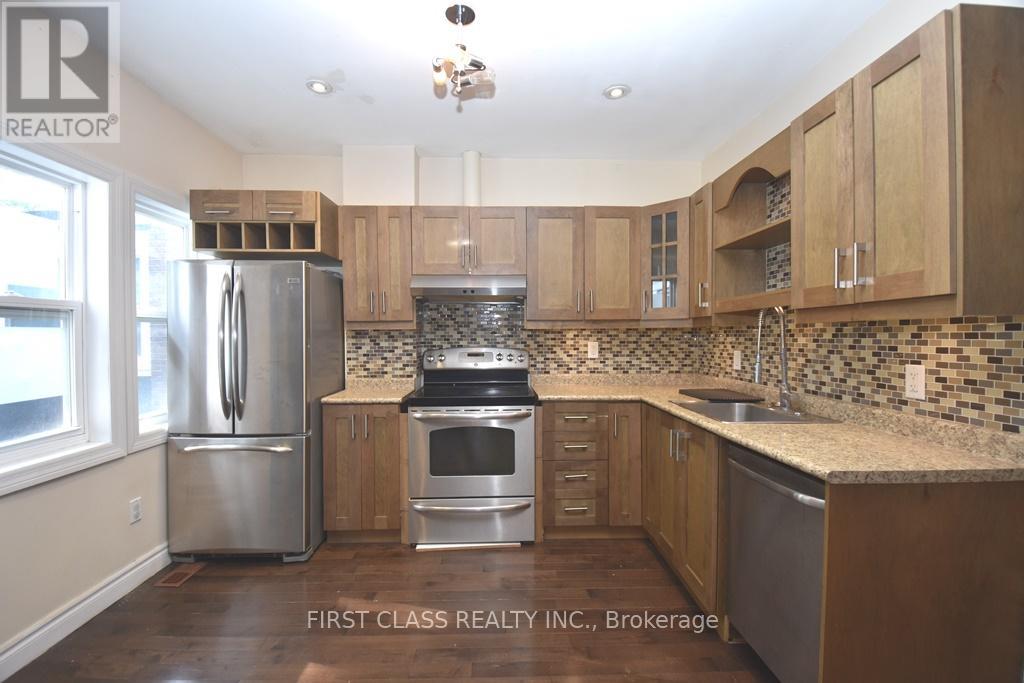 102 GREENWOOD AVENUE - 39