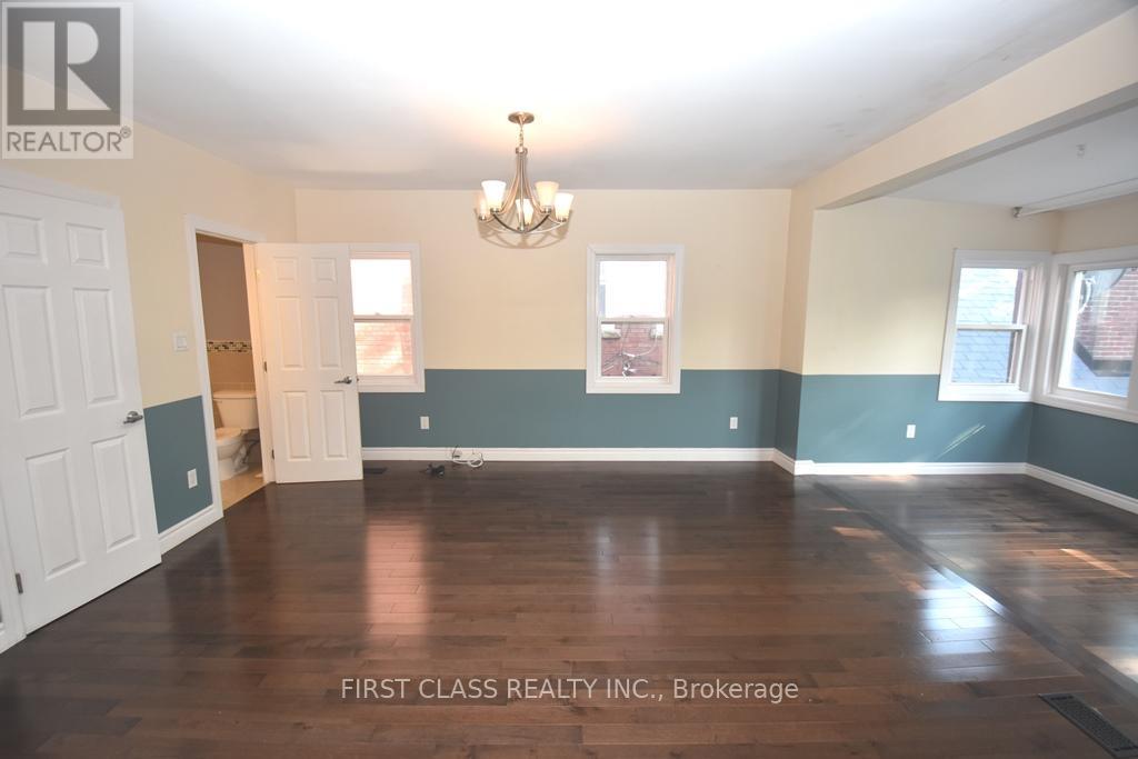 102 GREENWOOD AVENUE - 41