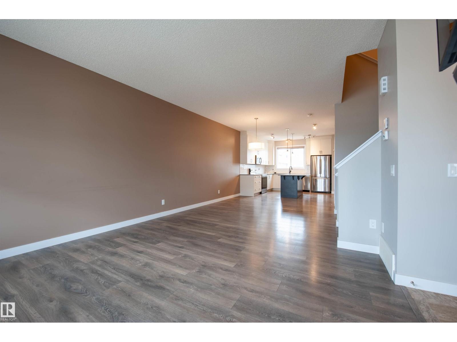 2327 84 ST SW, Edmonton