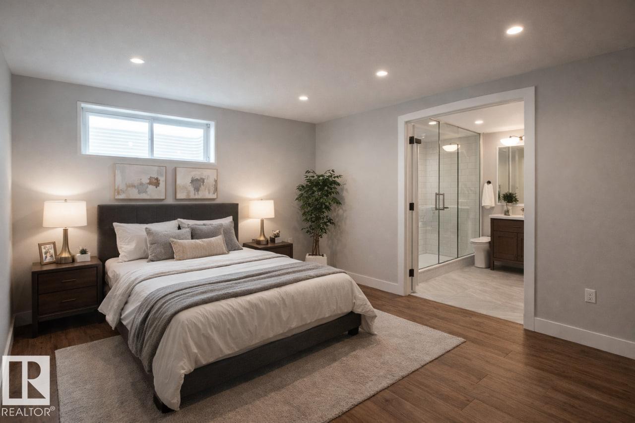 2327 84 ST SW, Edmonton