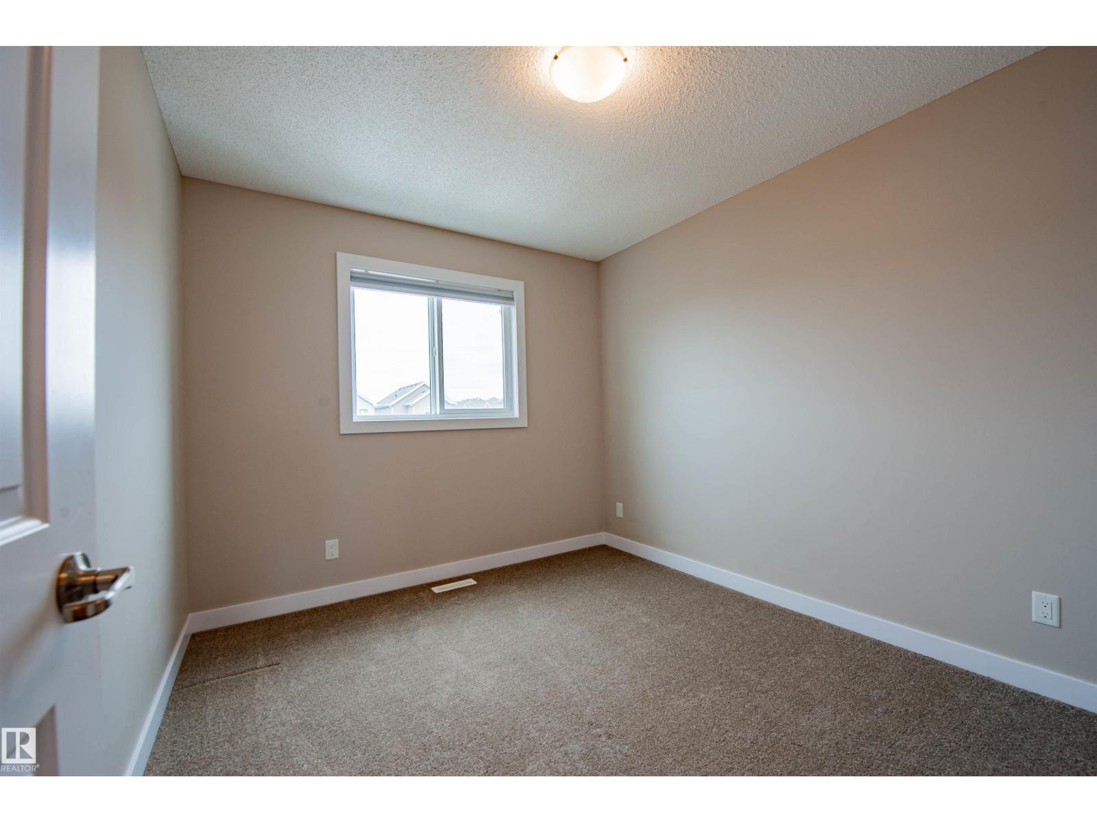 2327 84 ST SW, Edmonton