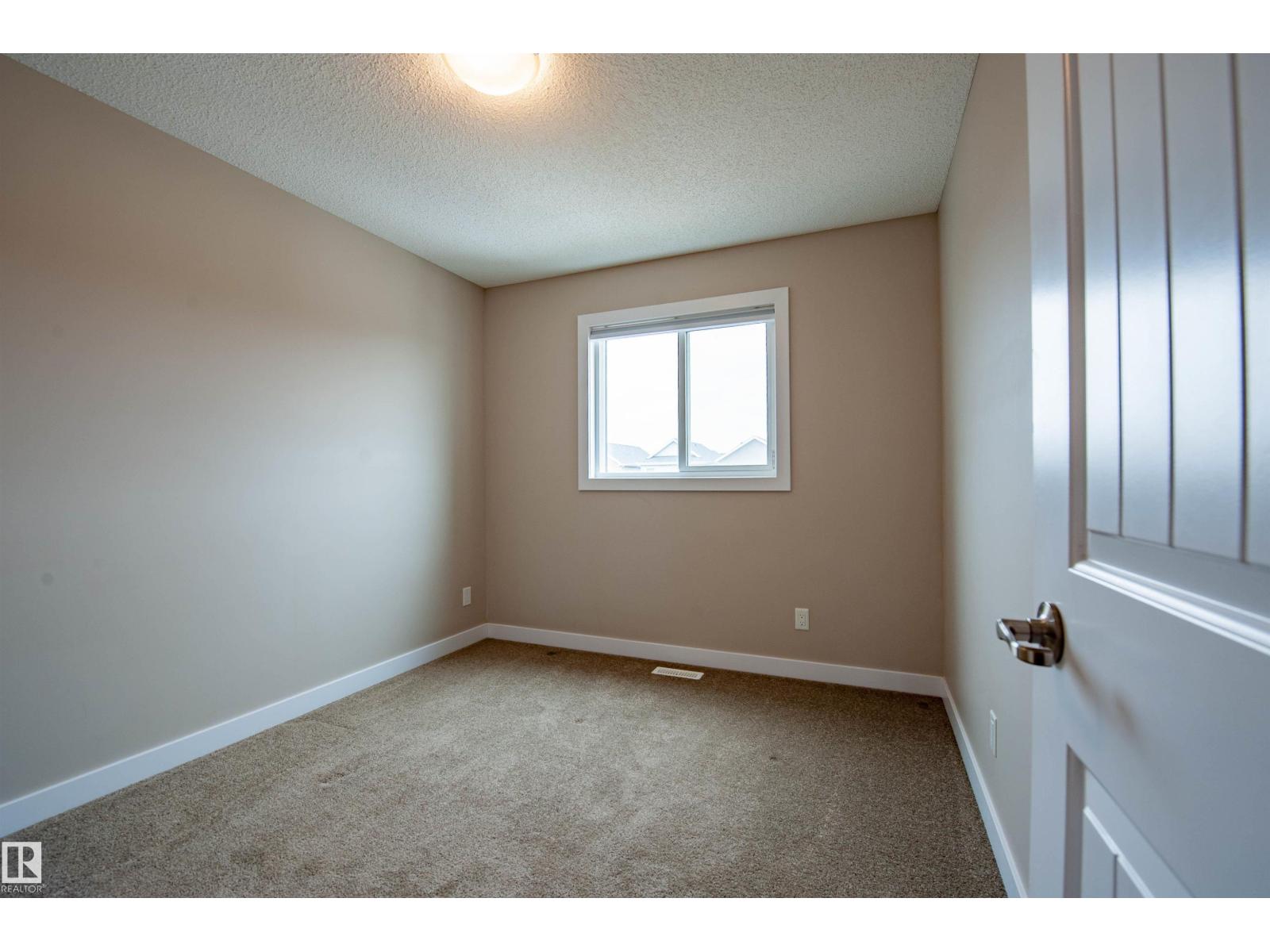 2327 84 ST SW, Edmonton