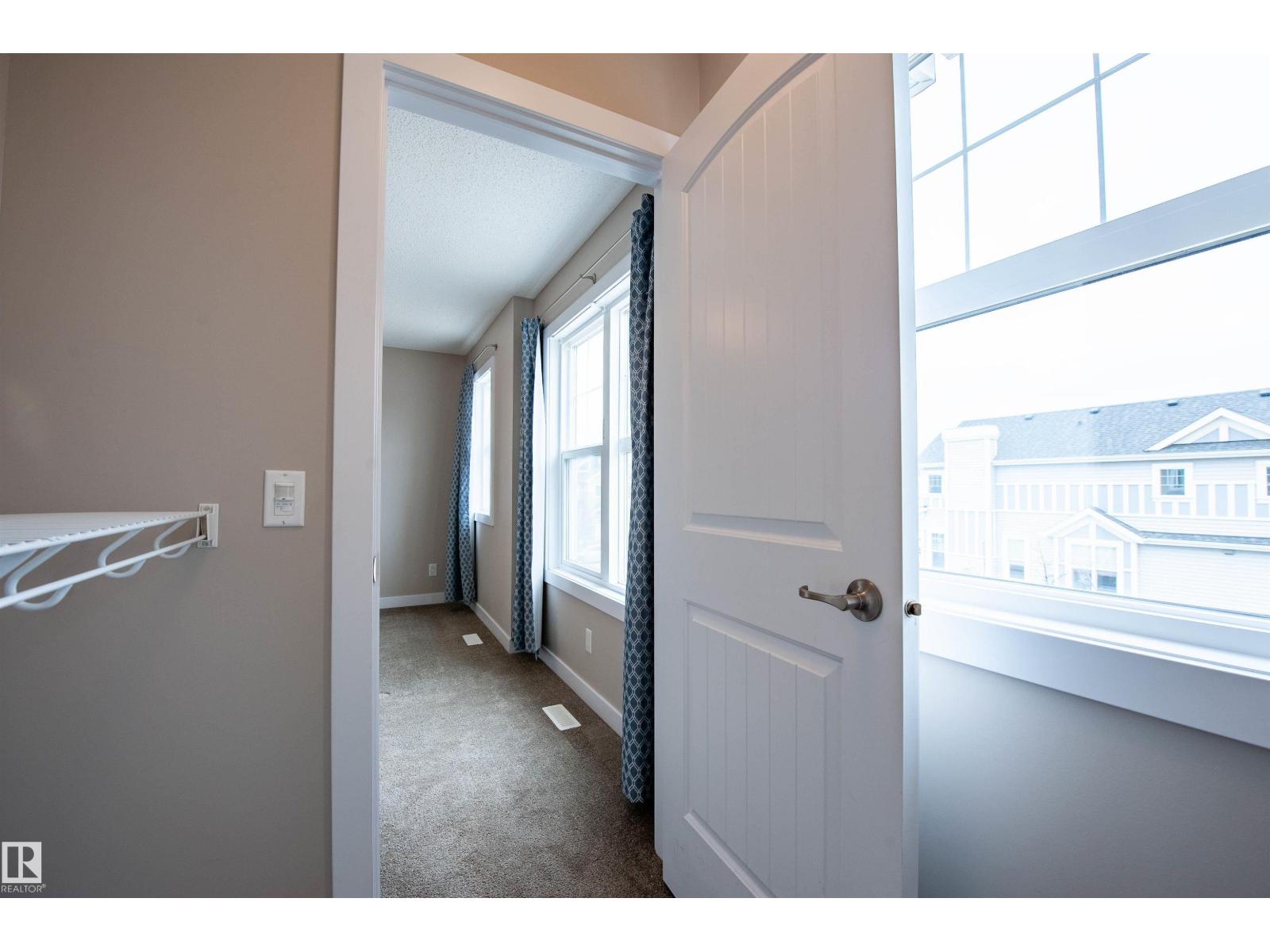 2327 84 ST SW, Edmonton