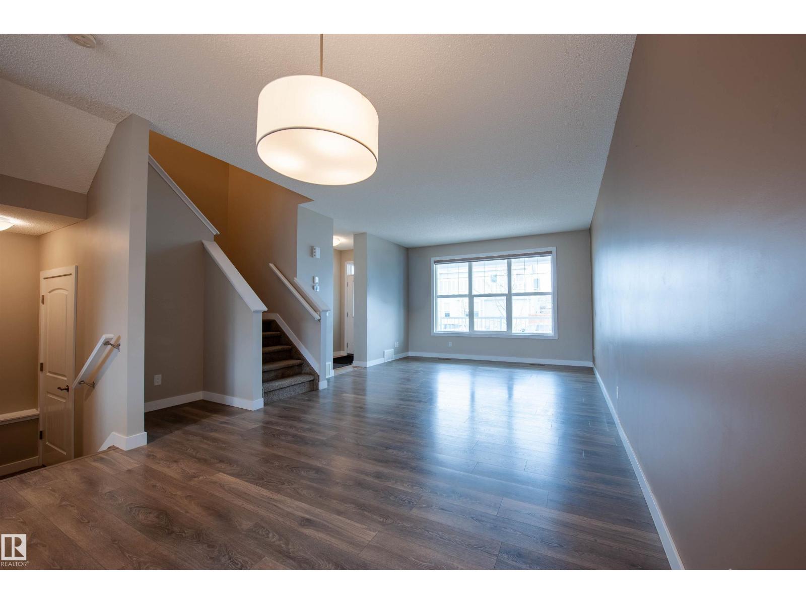 2327 84 ST SW, Edmonton