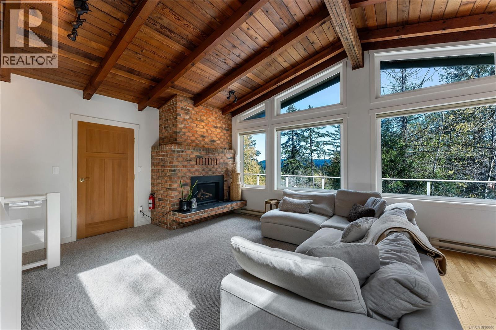 2083 NORTH END RD - 9