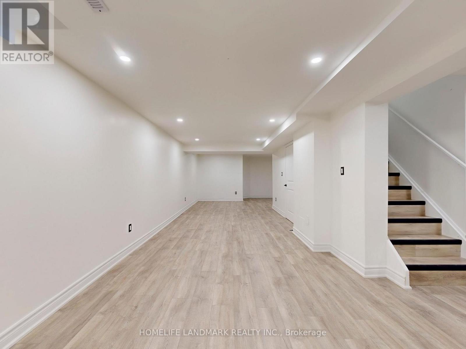 27 PENNY CRESCENT - 40