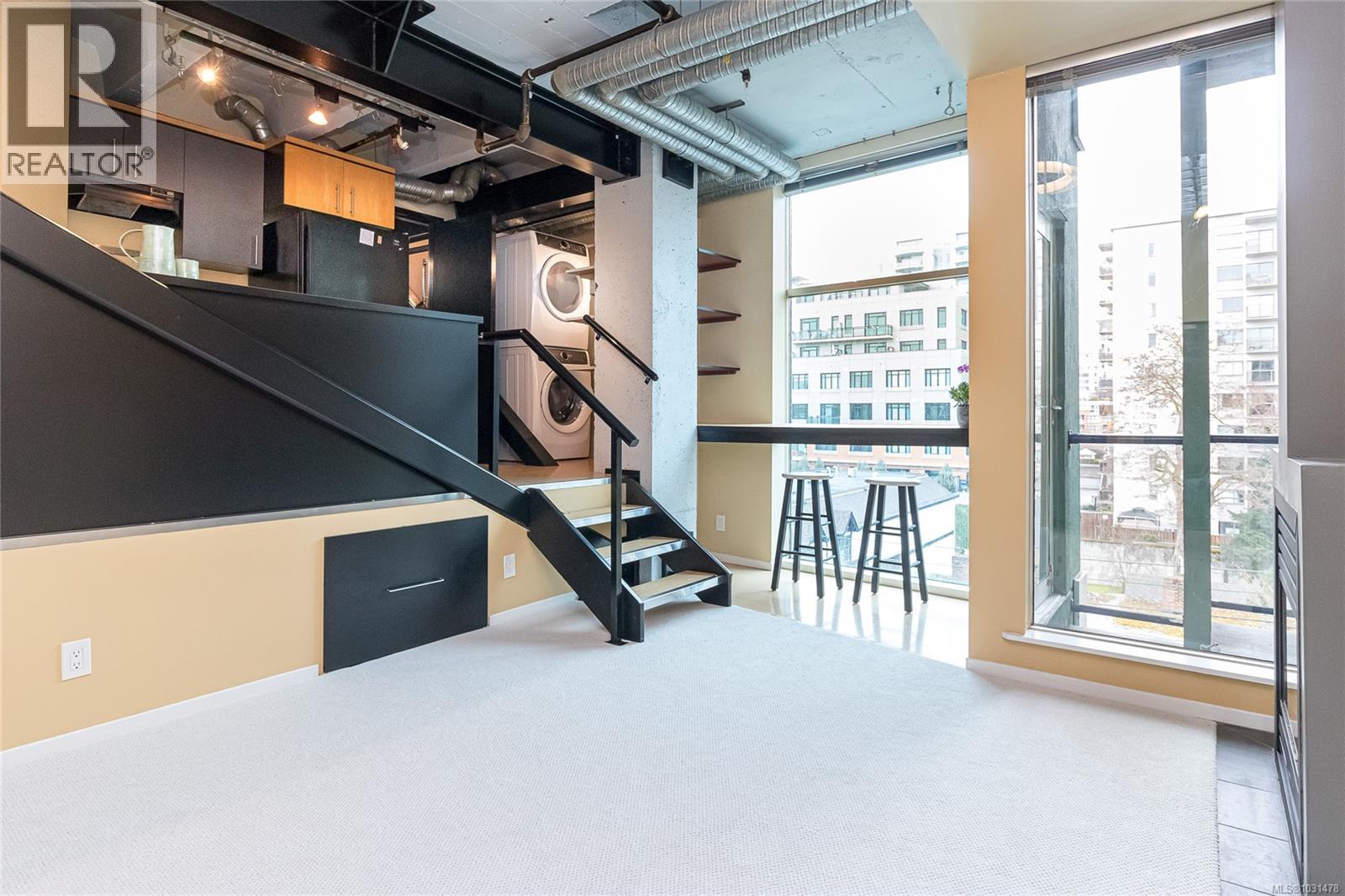 411 1061 Fort Street, Victoria