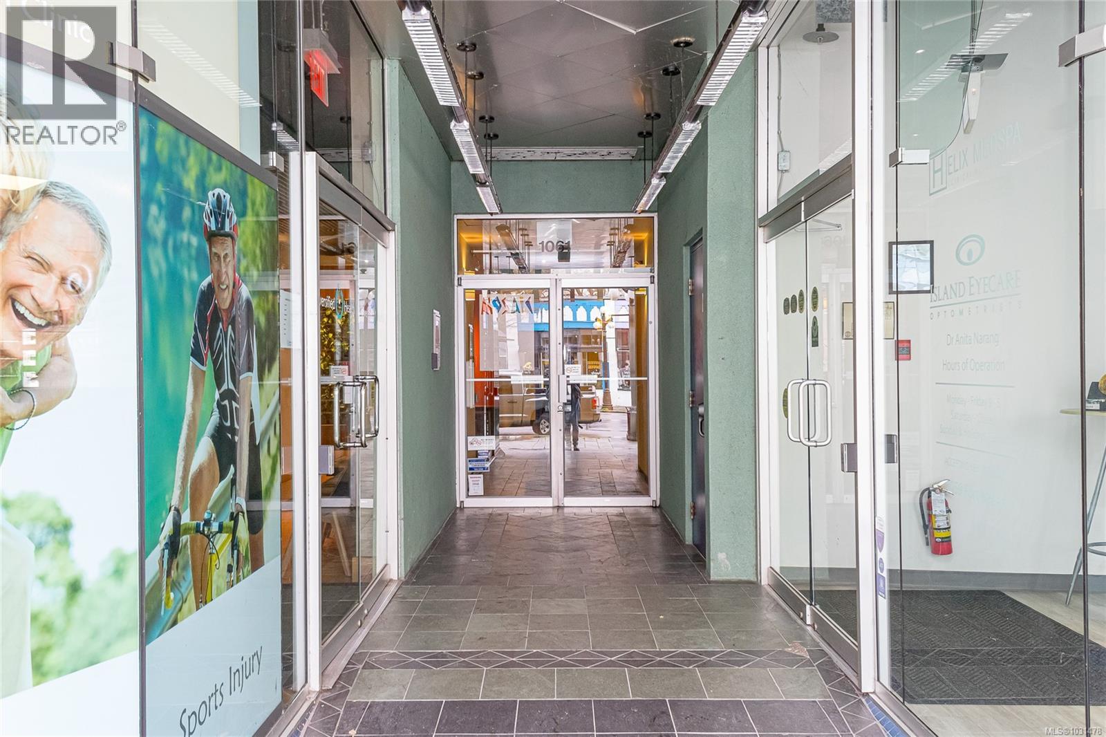 411 1061 Fort Street, Victoria