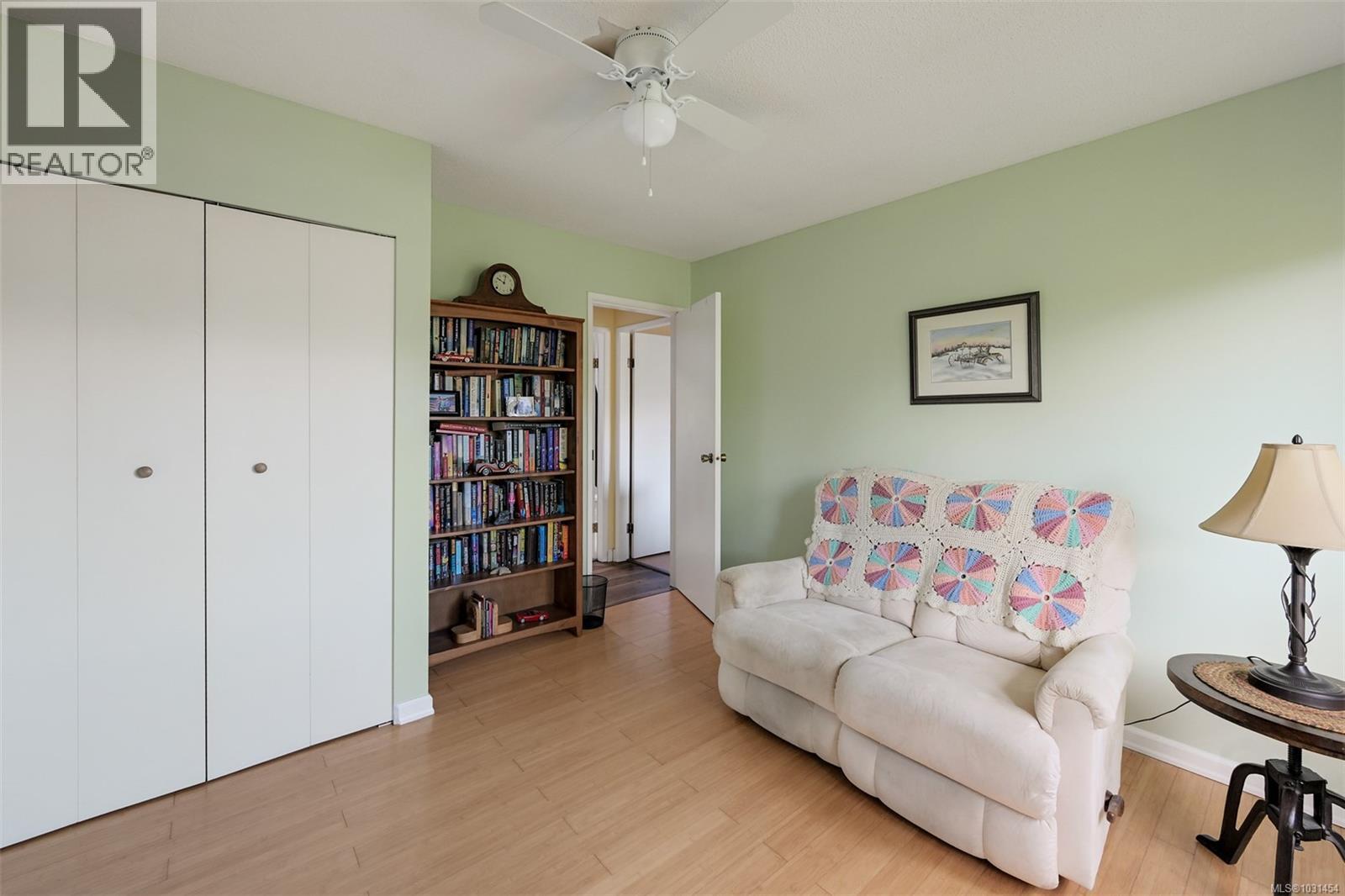 #12 6172 ALINGTON RD - 16