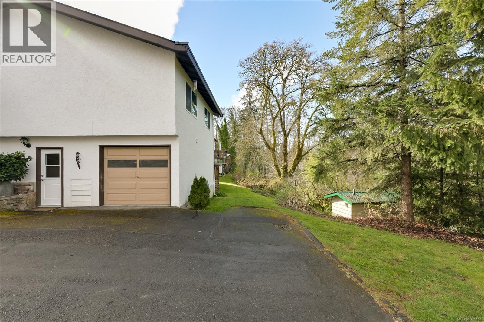 #12 6172 ALINGTON RD - 28