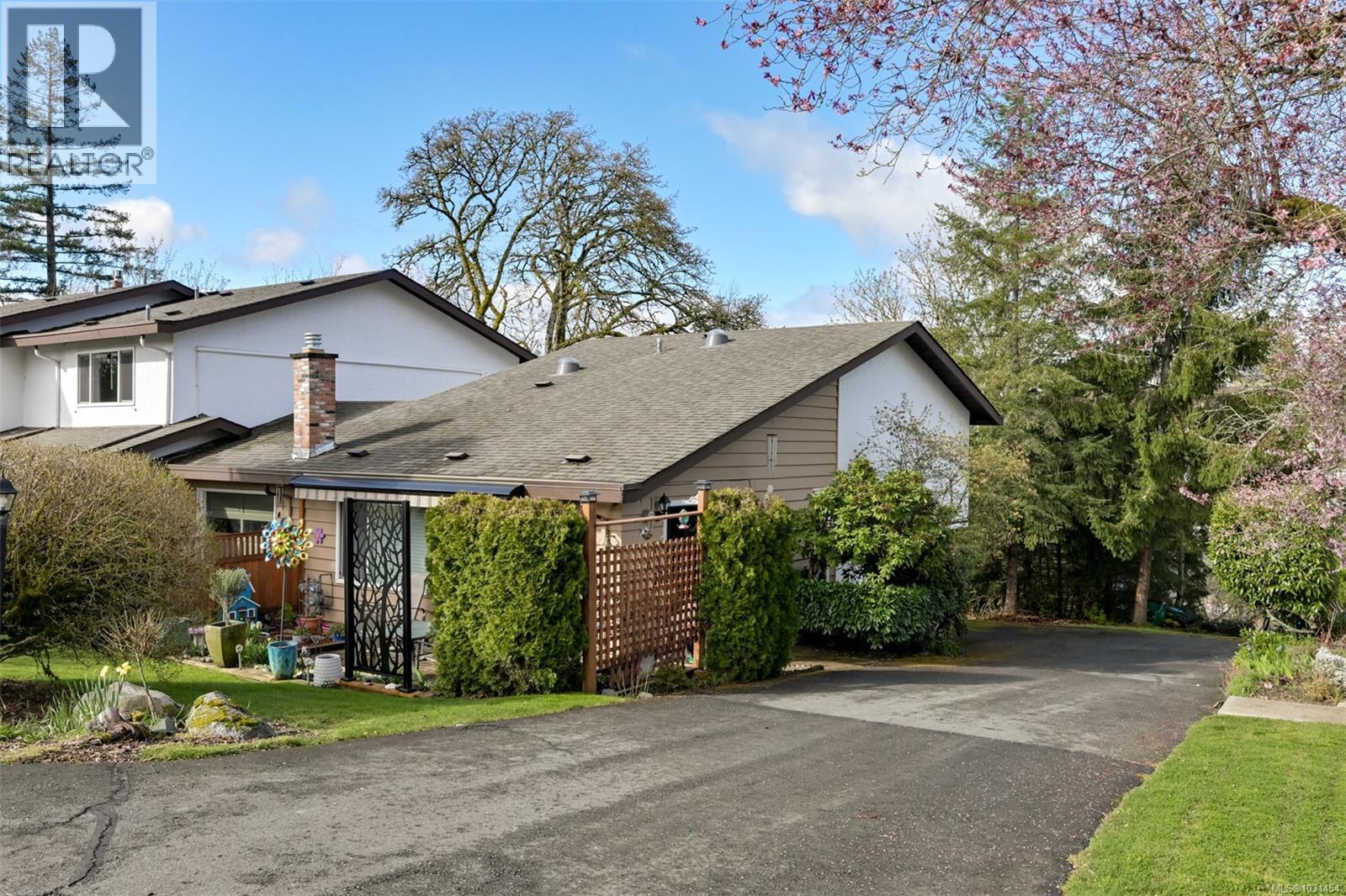 #12 6172 ALINGTON RD - 42