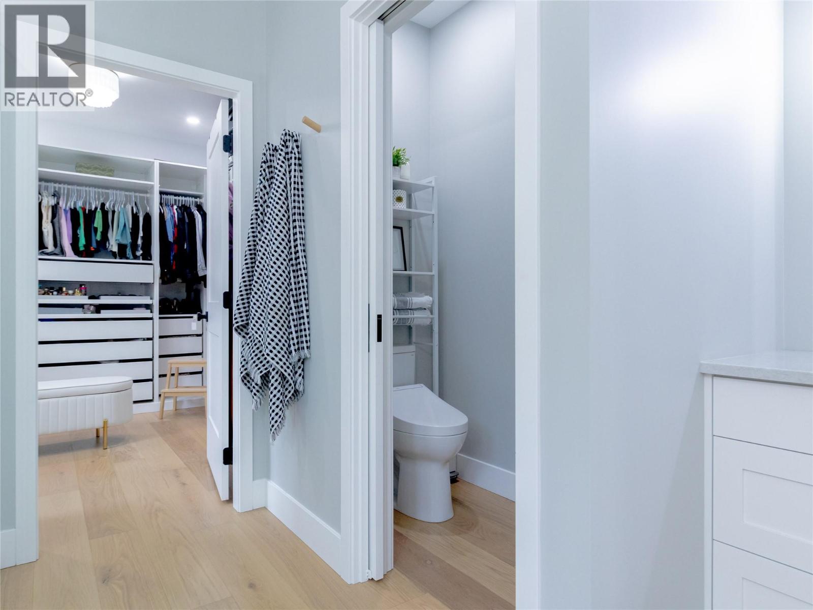  1925 35 Street, Salmon Arm