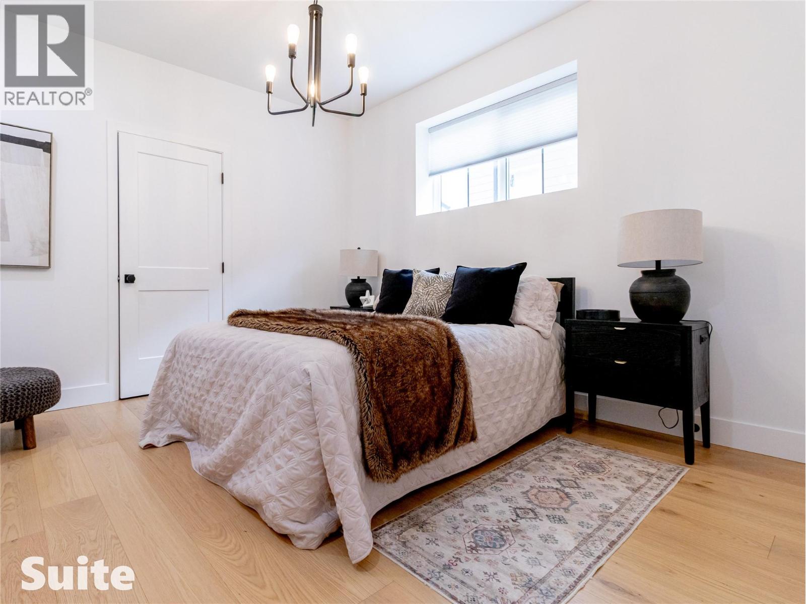  1925 35 Street, Salmon Arm