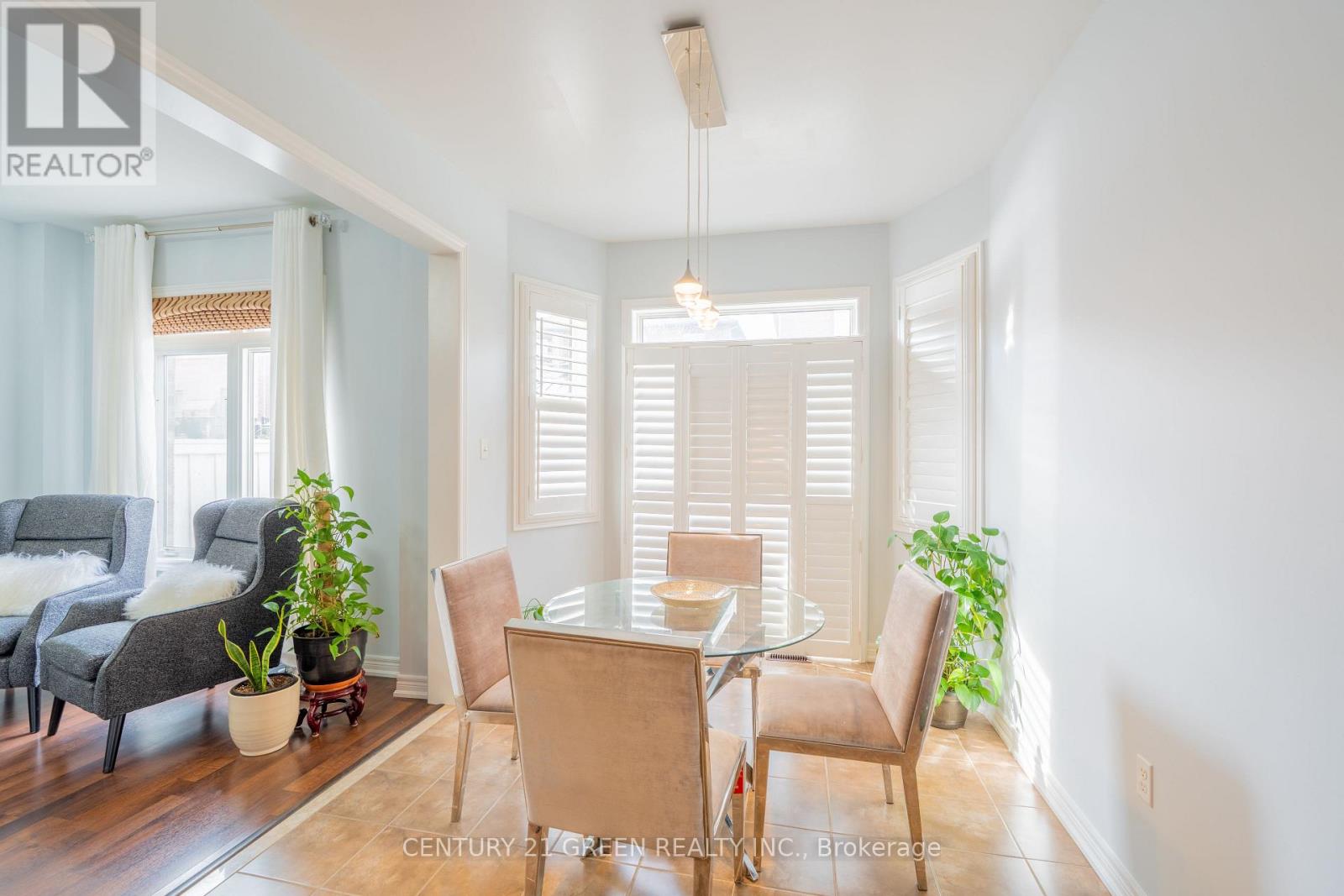 3243 STONEY CRESCENT - 19