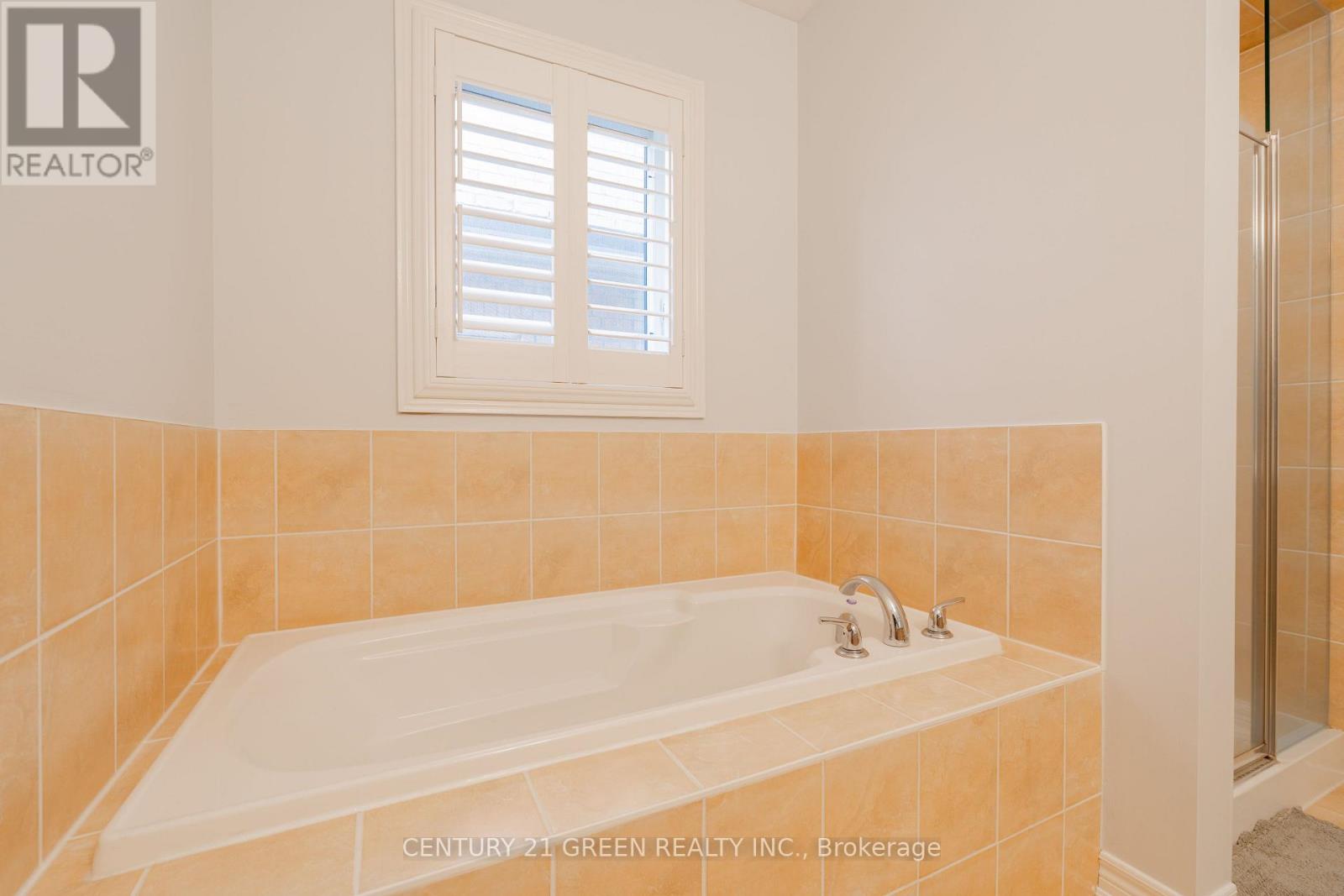 3243 STONEY CRESCENT - 29