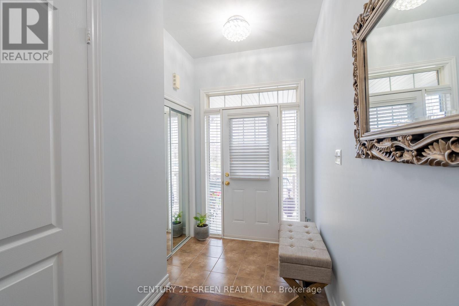3243 STONEY CRESCENT - 3