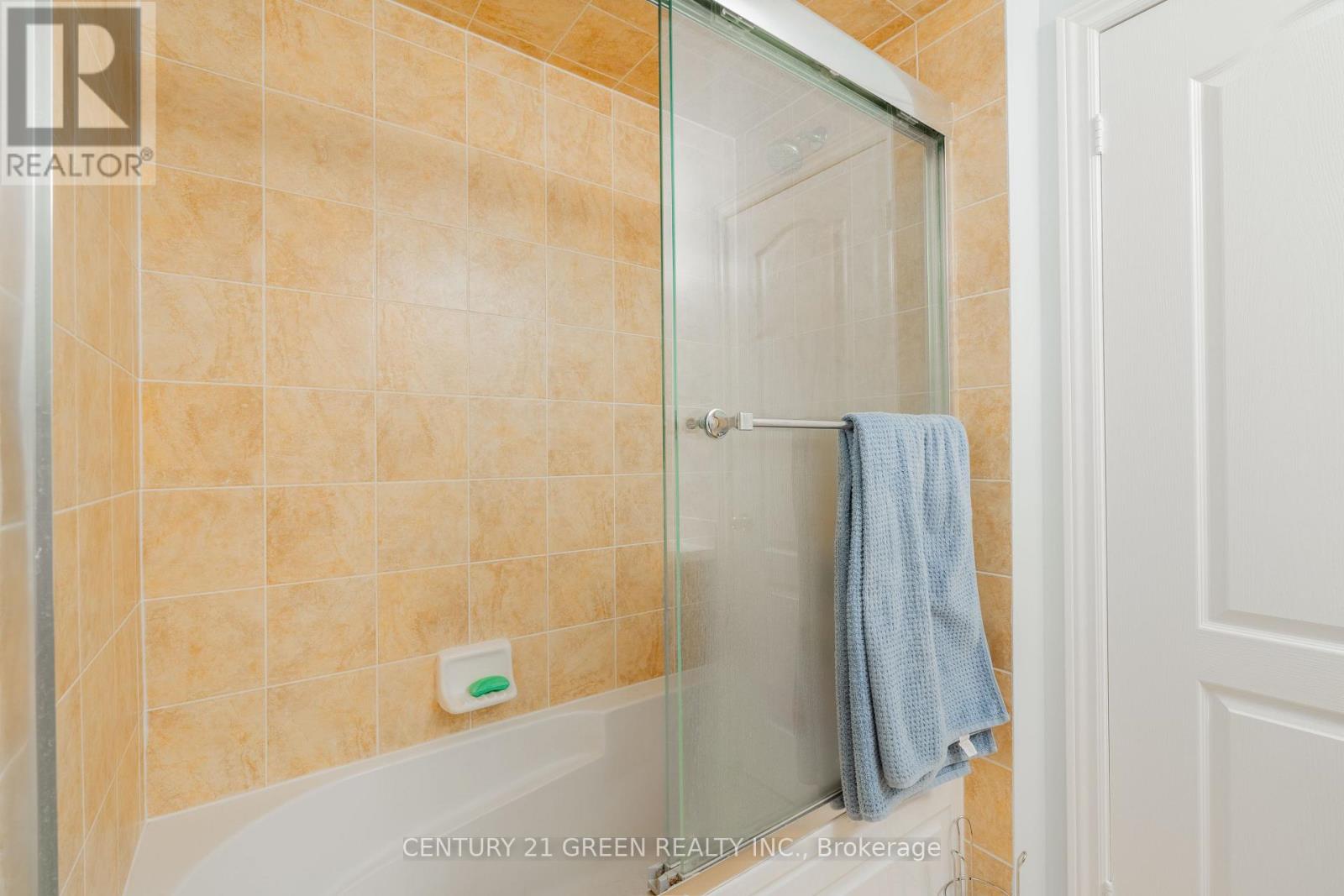 3243 STONEY CRESCENT - 36