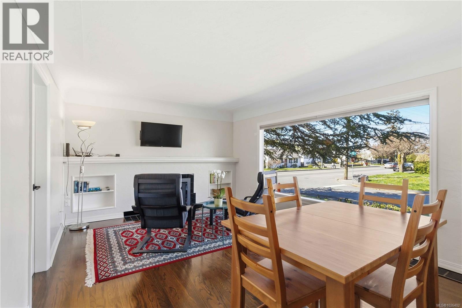  2001 Carrick Street, Oak Bay