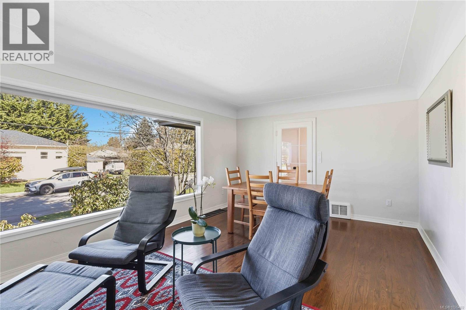  2001 Carrick Street, Oak Bay