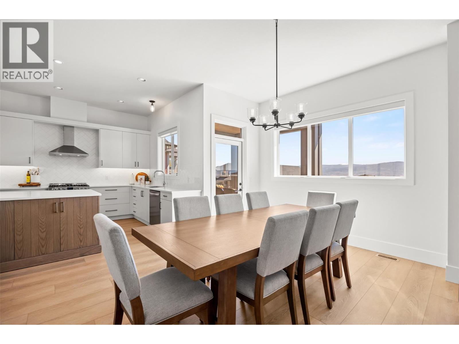 2598 Crown Crest Drive, West Kelowna