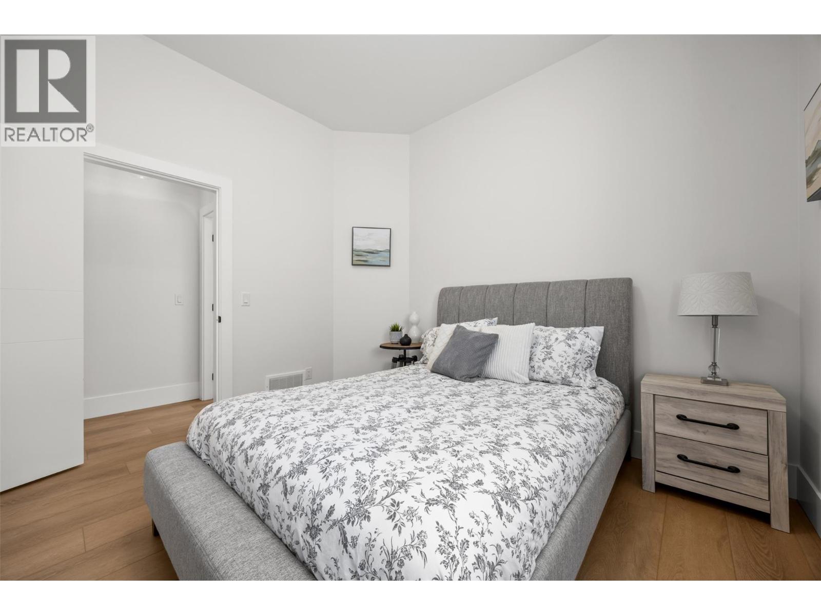 2598 Crown Crest Drive, West Kelowna