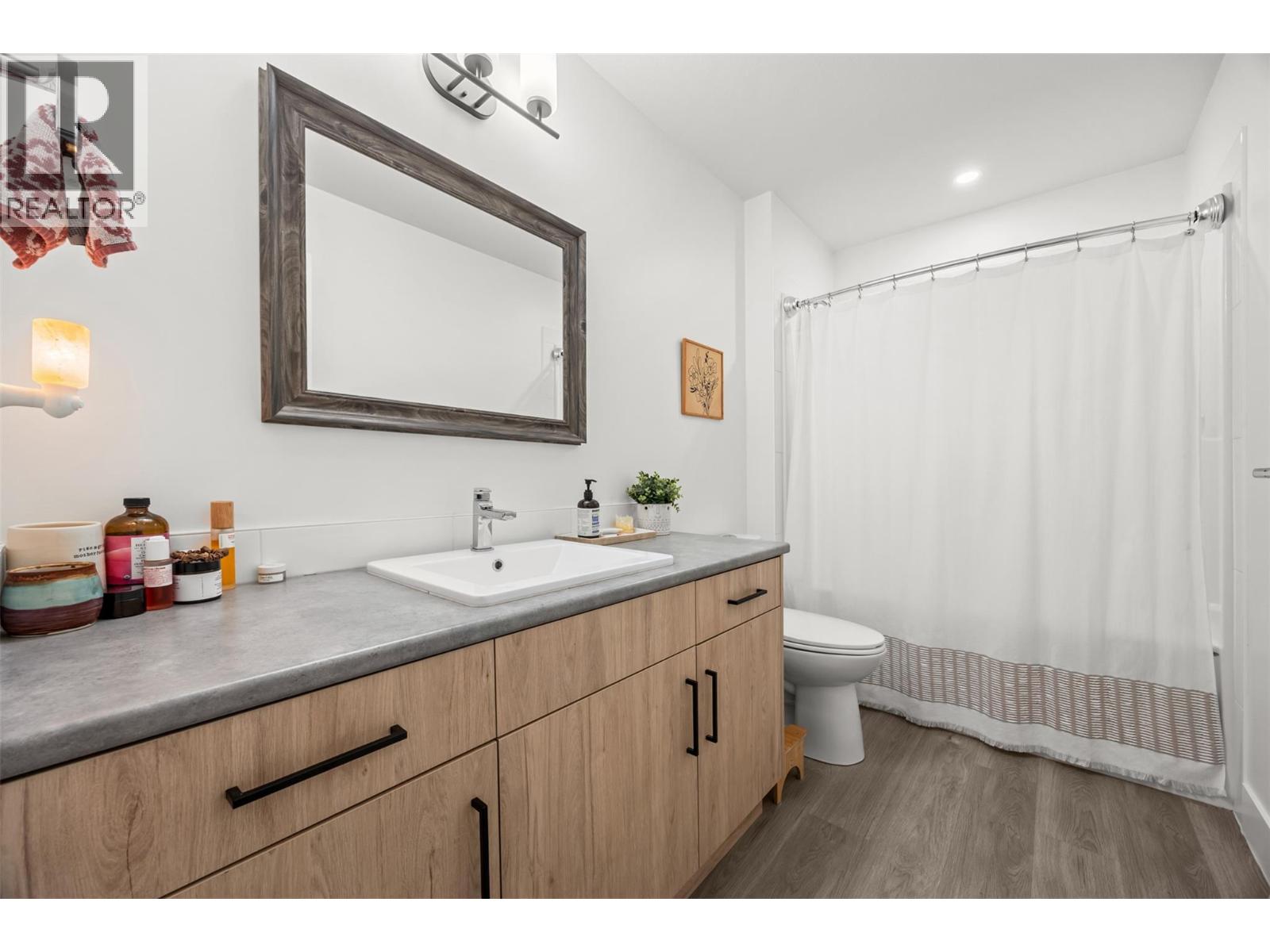 2598 Crown Crest Drive, West Kelowna