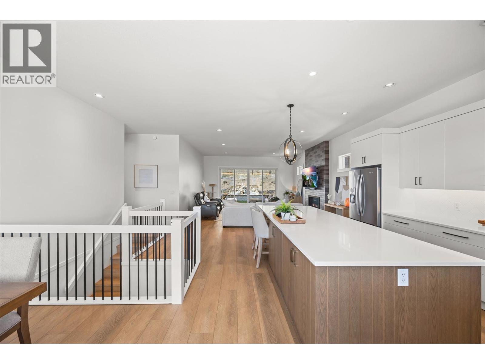 2598 Crown Crest Drive, West Kelowna