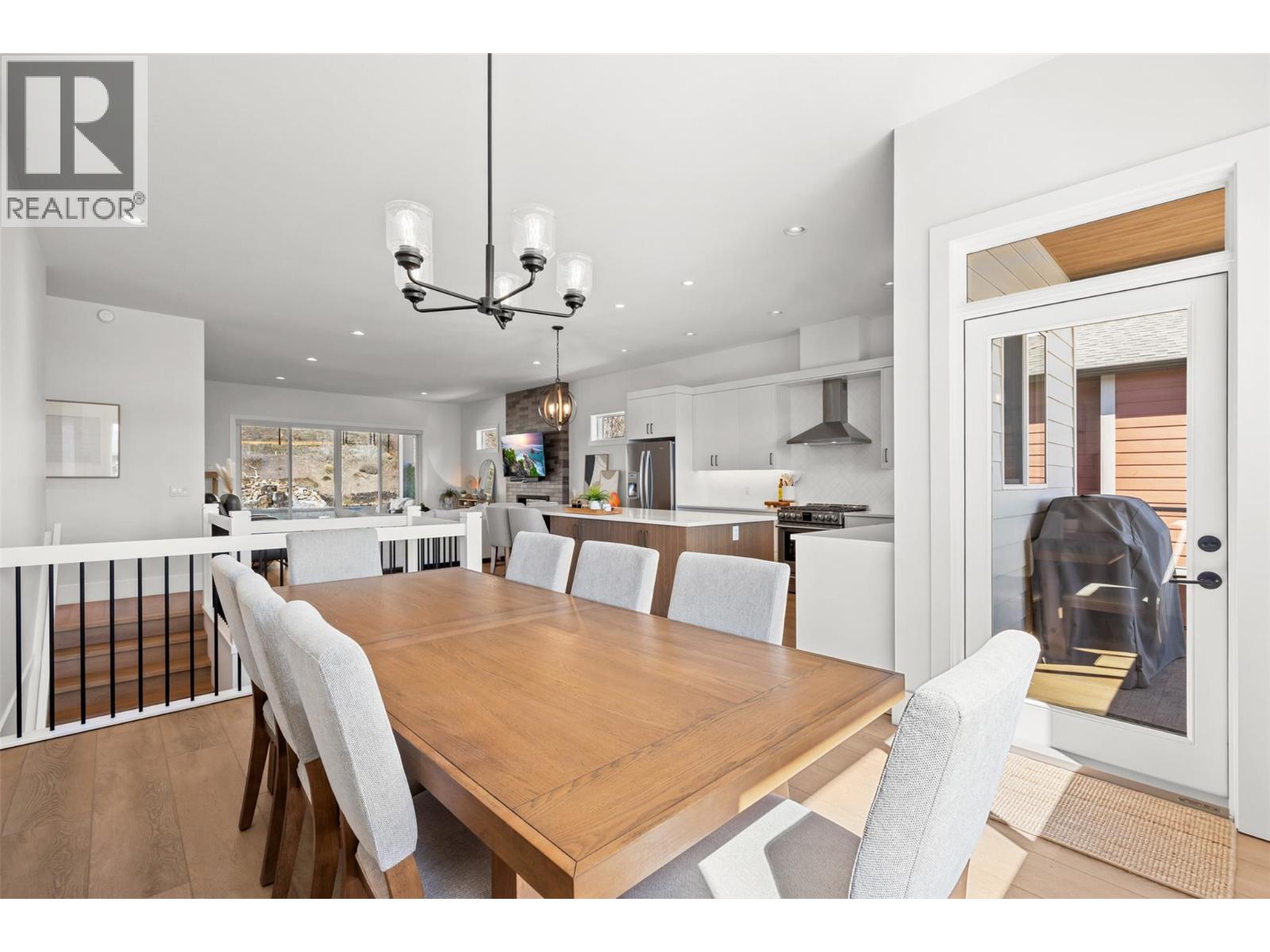 2598 Crown Crest Drive, West Kelowna