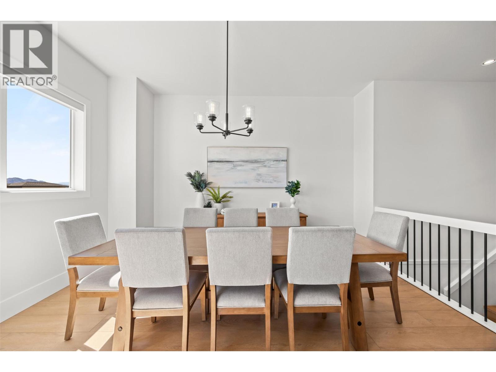 2598 Crown Crest Drive, West Kelowna