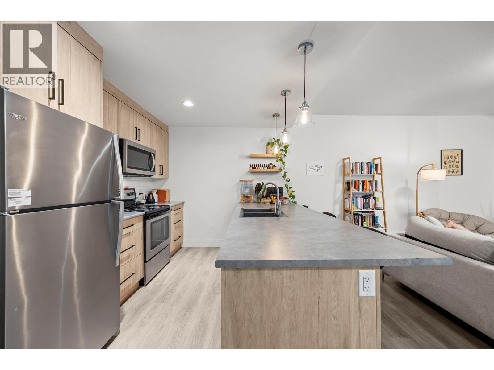 2598 Crown Crest Drive, West Kelowna