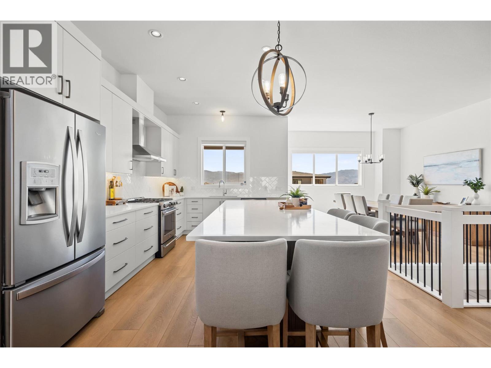 2598 Crown Crest Drive, West Kelowna