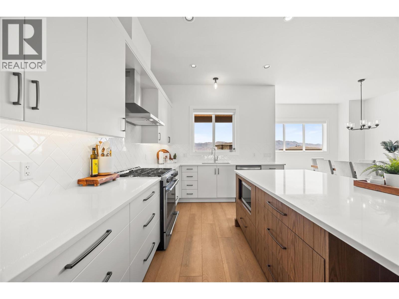 2598 Crown Crest Drive, West Kelowna