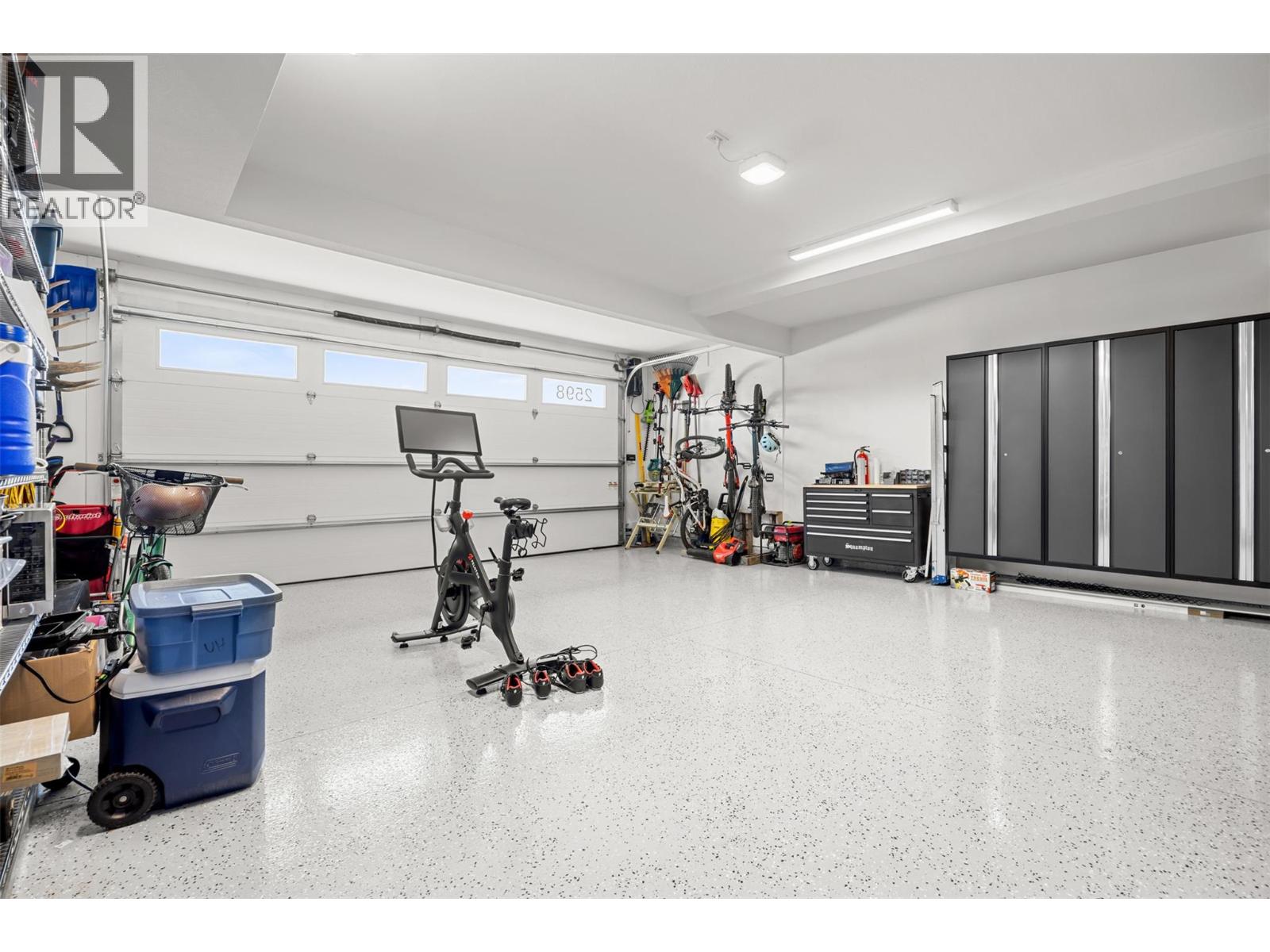 2598 Crown Crest Drive, West Kelowna