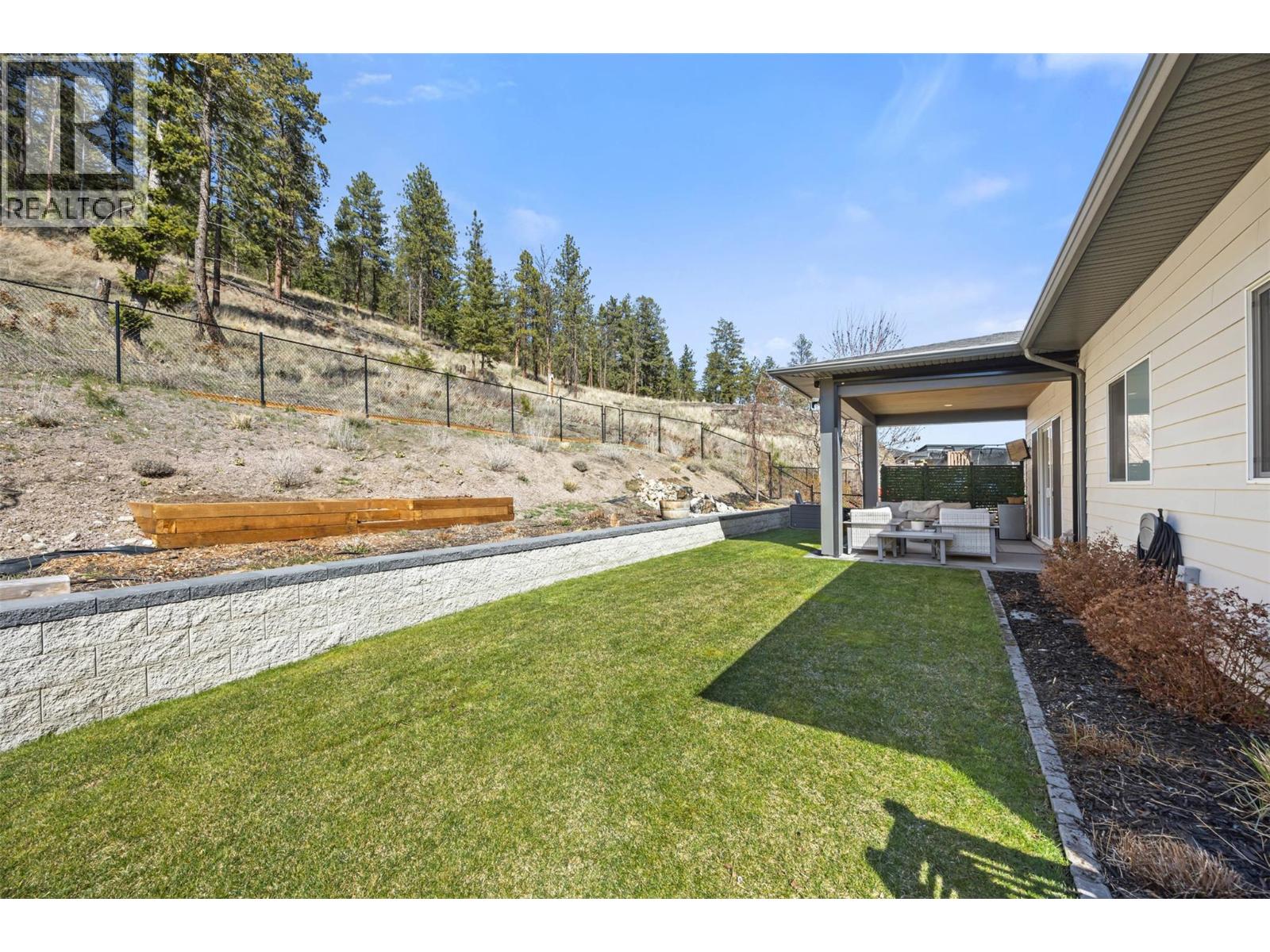 2598 Crown Crest Drive, West Kelowna